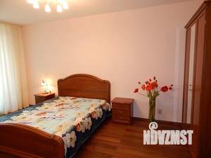 1-к квартира, посуточно, 80м2, 1/1 этаж