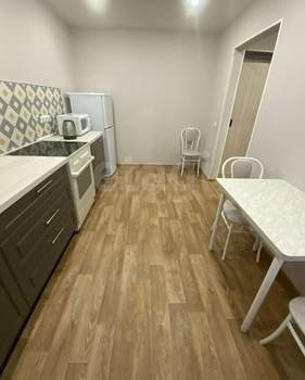 1-к квартира, на длительный срок, 51м2, 4/10 этаж