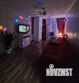 1-к квартира, посуточно, 35м2, 4/9 этаж