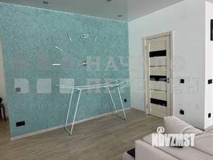 Студия квартира, на длительный срок, 70м2, 8/17 этаж