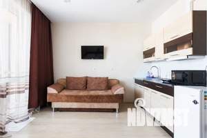 1-к квартира, посуточно, 40м2, 18/25 этаж