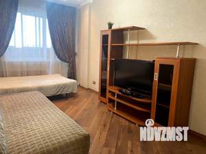 1-к квартира, посуточно, 45м2, 13/19 этаж