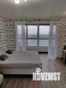 Студия квартира, посуточно, 38м2, 8/17 этаж