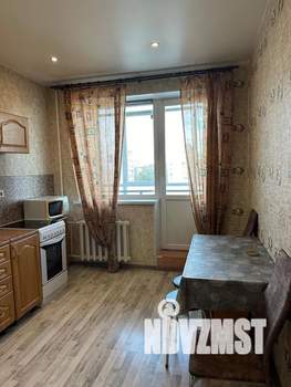 1-к квартира, посуточно, 37м2, 6/9 этаж