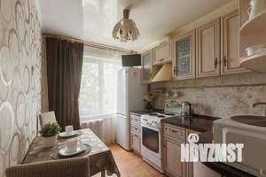 1-к квартира, посуточно, 30м2, 4/9 этаж