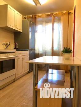 1-к квартира, посуточно, 32м2, 6/10 этаж