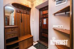 3-к квартира, посуточно, 58м2, 5/5 этаж