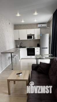 Студия квартира, посуточно, 38м2, 5/17 этаж