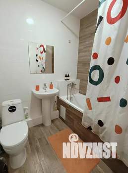 Студия квартира, посуточно, 32м2, 11/17 этаж