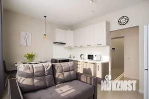 Студия квартира, посуточно, 41м2, 6/18 этаж