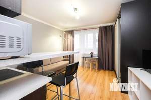 Студия квартира, посуточно, 30м2, 5/15 этаж