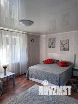 1-к квартира, посуточно, 38м2, 4/5 этаж