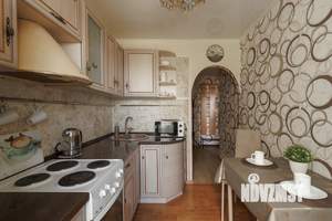 1-к квартира, посуточно, 30м2, 4/9 этаж