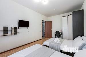 1-к квартира, посуточно, 42м2, 1/1 этаж