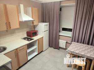 1-к квартира, посуточно, 35м2, 10/18 этаж