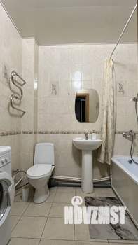 Студия квартира, посуточно, 30м2, 12/18 этаж