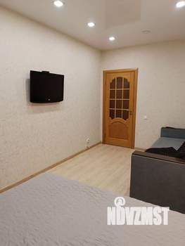1-к квартира, посуточно, 40м2, 5/19 этаж