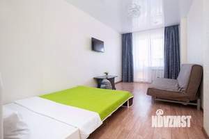 1-к квартира, посуточно, 41м2, 9/25 этаж