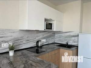 Студия квартира, посуточно, 32м2, 6/23 этаж