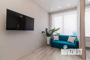 Студия квартира, посуточно, 37м2, 13/25 этаж