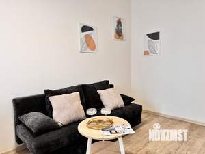 1-к квартира, посуточно, 37м2, 1/1 этаж