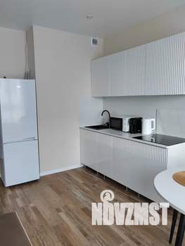 1-к квартира, посуточно, 38м2, 4/25 этаж