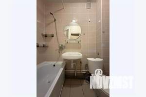 1-к квартира, посуточно, 40м2, 2/4 этаж