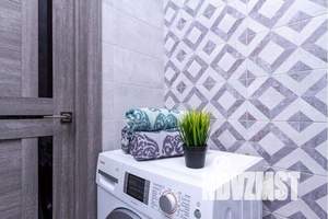 2-к квартира, посуточно, 45м2, 19/25 этаж