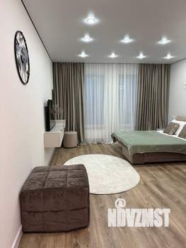 Студия квартира, посуточно, 29м2, 17/18 этаж