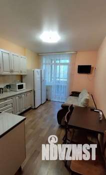 1-к квартира, посуточно, 36м2, 2/17 этаж