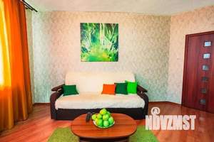 2-к квартира, посуточно, 70м2, 3/15 этаж
