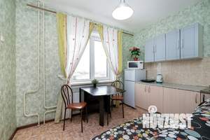 1-к квартира, посуточно, 42м2, 3/10 этаж