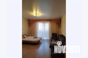 1-к квартира, посуточно, 35м2, 6/9 этаж