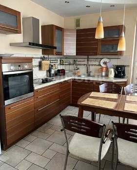 3-к квартира, на длительный срок, 73м2, 3/10 этаж