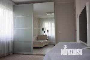 2-к квартира, посуточно, 50м2, 1/1 этаж