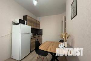 1-к квартира, посуточно, 45м2, 11/24 этаж