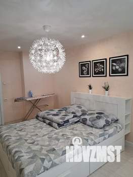 1-к квартира, посуточно, 42м2, 1/10 этаж