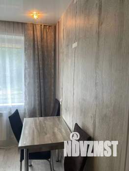 2-к квартира, посуточно, 44м2, 1/5 этаж
