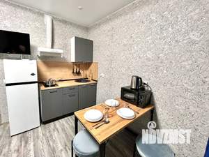 Студия квартира, посуточно, 28м2, 10/25 этаж