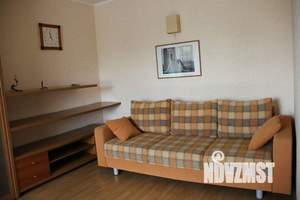 1-к квартира, посуточно, 43м2, 1/1 этаж