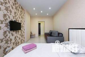 1-к квартира, посуточно, 44м2, 17/27 этаж