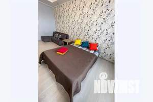 1-к квартира, посуточно, 42м2, 21/27 этаж