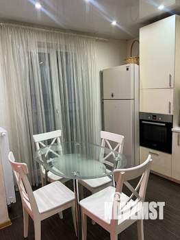 3-к квартира, на длительный срок, 81м2, 3/10 этаж
