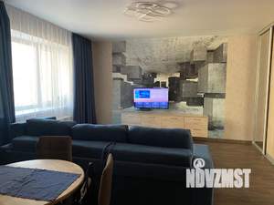 Студия квартира, посуточно, 42м2, 6/9 этаж