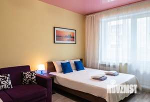 Студия квартира, посуточно, 35м2, 3/25 этаж