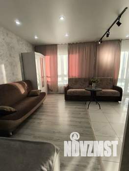 1-к квартира, посуточно, 40м2, 11/17 этаж