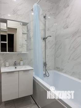 Студия квартира, посуточно, 35м2, 5/25 этаж