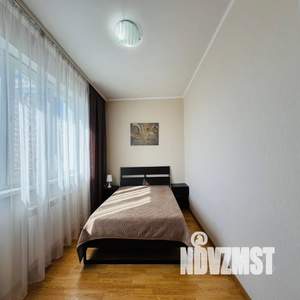 2-к квартира, посуточно, 62м2, 13/17 этаж