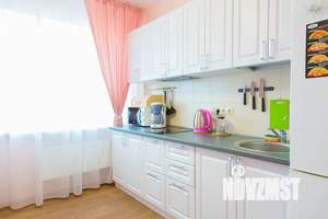 1-к квартира, посуточно, 42м2, 8/14 этаж