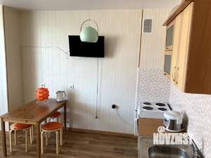 Студия квартира, на длительный срок, 40м2, 15/18 этаж